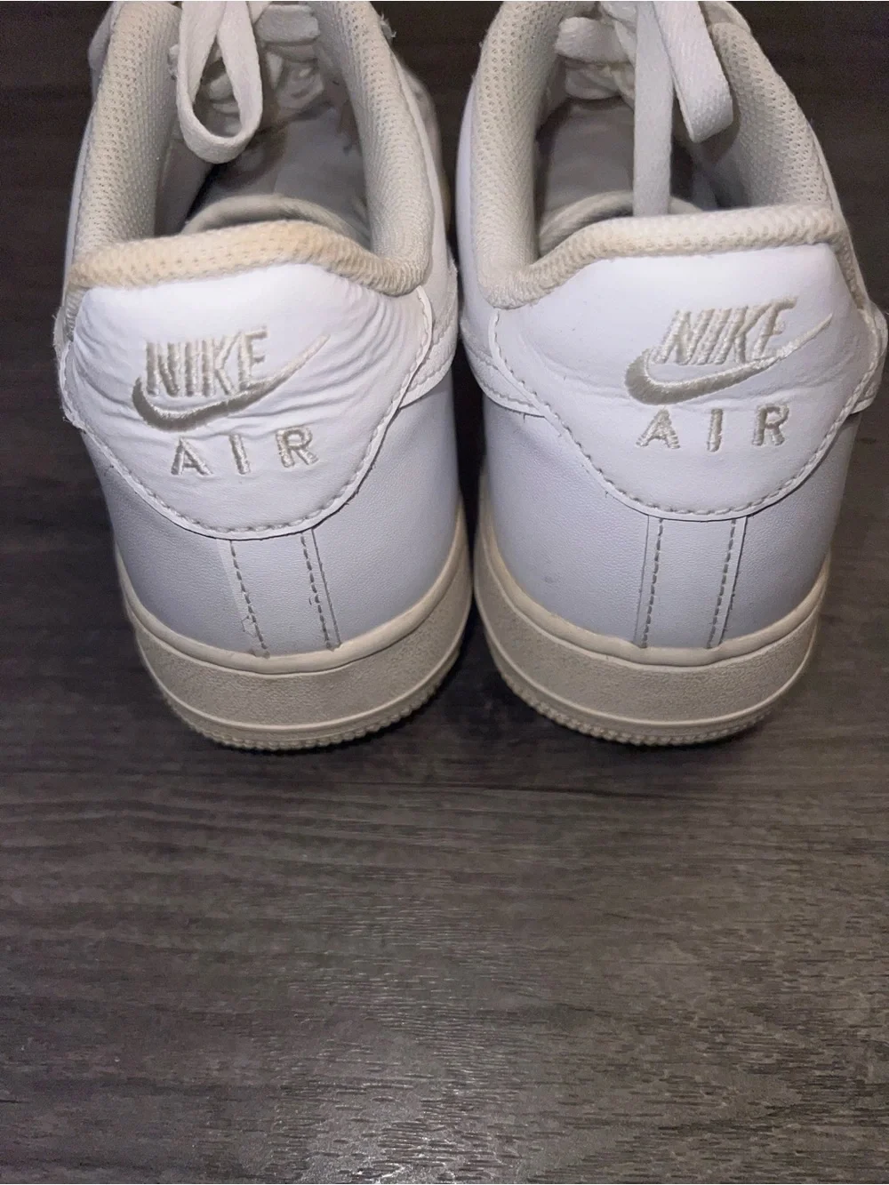 Nike White Low-Top Leather Sneakers Mens shoes 10